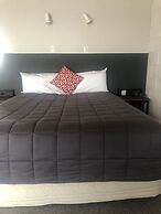 Thornton Lodge Motel