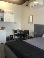 Thornton Lodge Motel