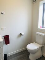 Thornton Lodge Motel