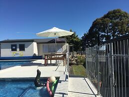 Thornton Lodge Motel