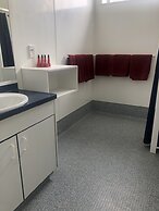 Thornton Lodge Motel