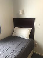 Thornton Lodge Motel