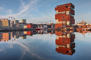 Holiday Inn Express Antwerp City Centre by IHG