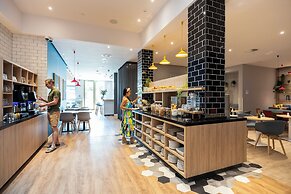 Holiday Inn Express Antwerp City Centre by IHG