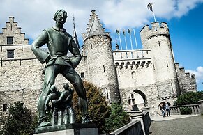 Holiday Inn Express Antwerp City Centre by IHG