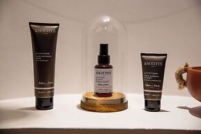 Zenitude Hotel la Valadiere, Ascend Hotel Collection