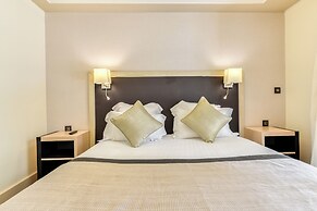 Zenitude Hotel la Valadiere, Ascend Hotel Collection