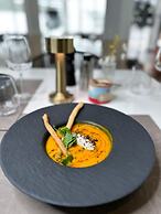 Zenitude Hotel la Valadiere, Ascend Hotel Collection
