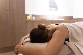 Zenitude Hotel la Valadiere, Ascend Hotel Collection
