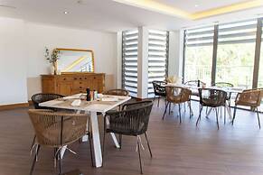 Zenitude Hotel la Valadiere, Ascend Hotel Collection