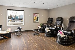 Home Inn & Suites Swift Current