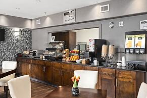Home Inn & Suites Swift Current