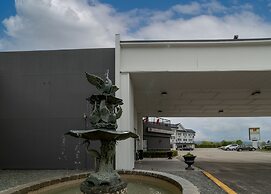 Prestige Vernon Hotel