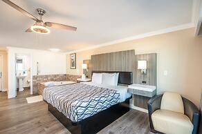 Sailor Jack's Oceanfront Inn