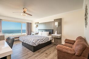 Sailor Jack's Oceanfront Inn