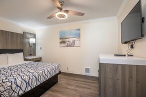 Sailor Jack's Oceanfront Inn