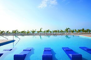 Hotel Riu Playa Blanca - All Inclusive