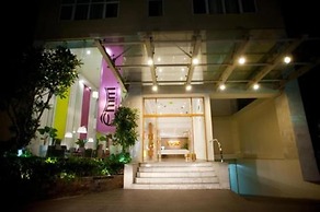 EMM Hotel Saigon