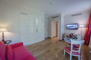 Resort Collina d'Oro, Starhotels Collezione