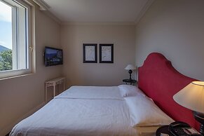 Resort Collina d'Oro, Starhotels Collezione