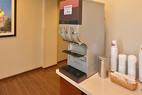 Comfort Inn & Suites Victoria North