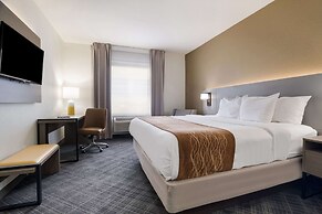 Comfort Inn & Suites Victoria North