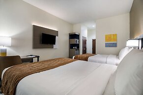 Comfort Inn & Suites Victoria North