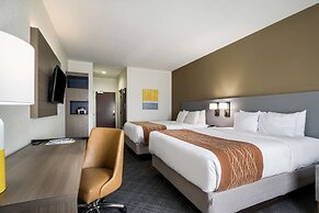 Comfort Inn & Suites Victoria North
