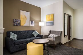 Comfort Inn & Suites Victoria North