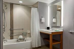 Hyatt Place Bloomington