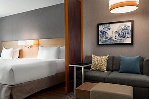 Hyatt Place Bloomington
