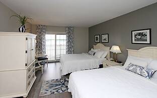 Bay Pointe Inn