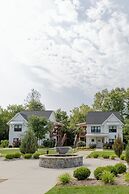 Bay Pointe Inn