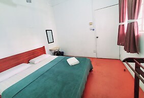 Jesselton Cabin - Hostel