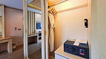 Quality Beach Resorts and Spa Patong