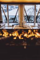 GLEMM by AvenidA Superior Hotel & Residences