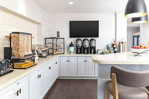 Staybridge Suites Denver-Central Park by IHG