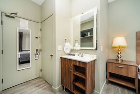 Urban Boutique Hotel