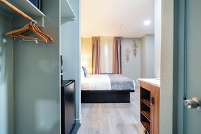 Urban Boutique Hotel