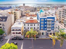 Urban Boutique Hotel