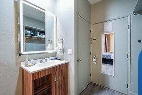 Urban Boutique Hotel