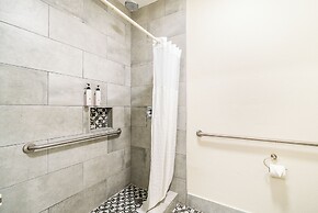 Urban Boutique Hotel