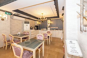 Istanbul Holiday Hotel