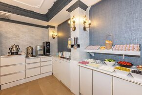 Istanbul Holiday Hotel