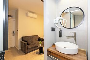 Istanbul Holiday Hotel