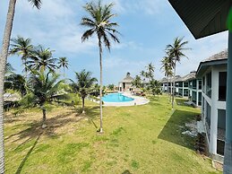 AnoMansa Beach Resort at Elmina Bay