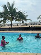 Elmina Bay Resort