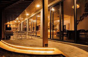 AnoMansa Beach Resort at Elmina Bay