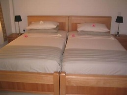 Elmina Bay Resort