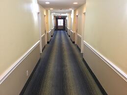 Days Inn & Suites by Wyndham Galveston West/Seawall